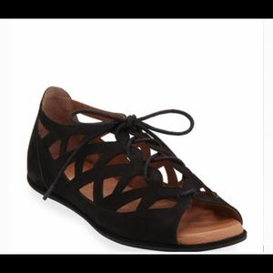 Kenneth Cole Gentle Souls Sandals